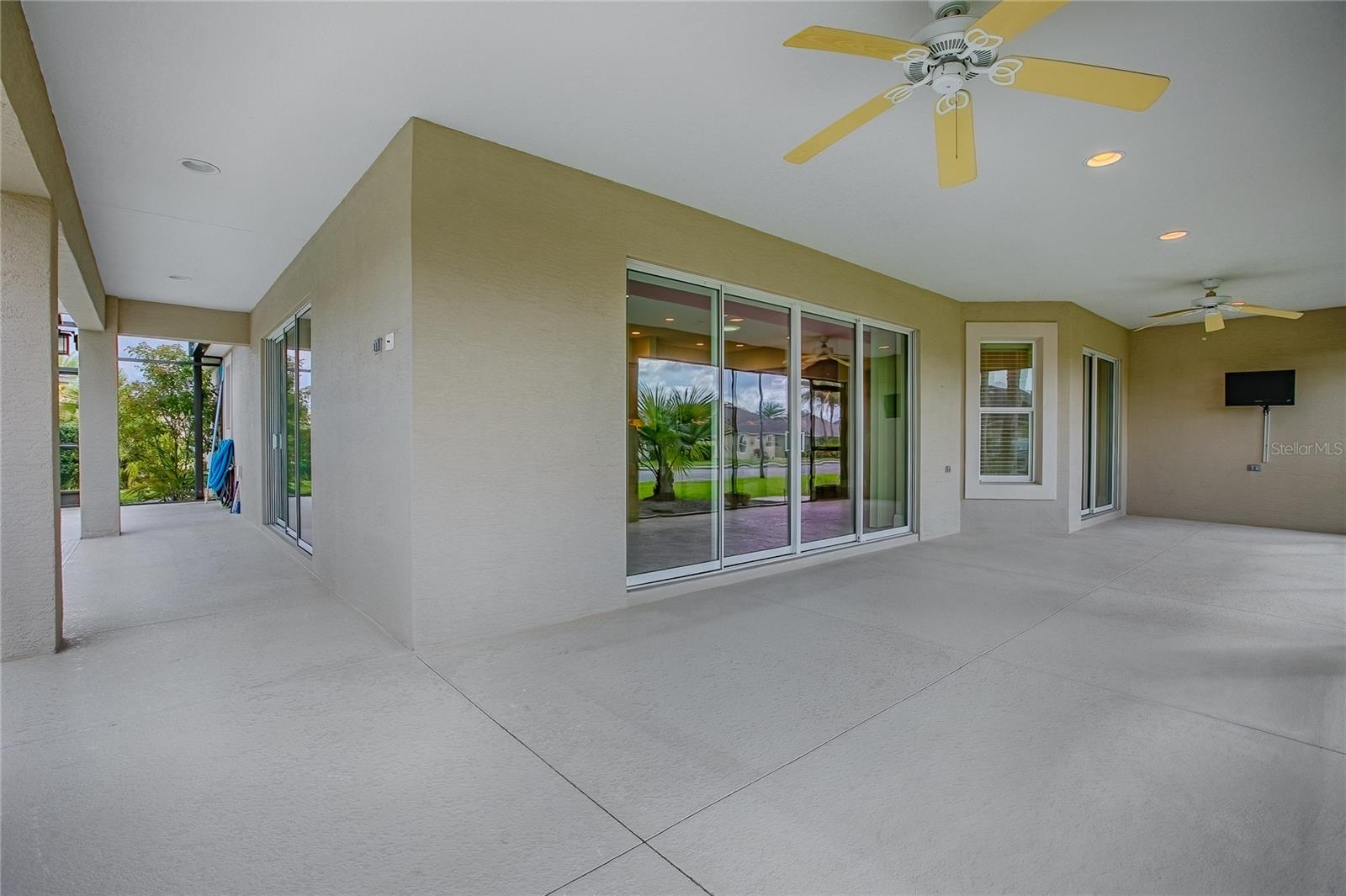 Image 43 of 65 For 1160 Mockingbird Lane