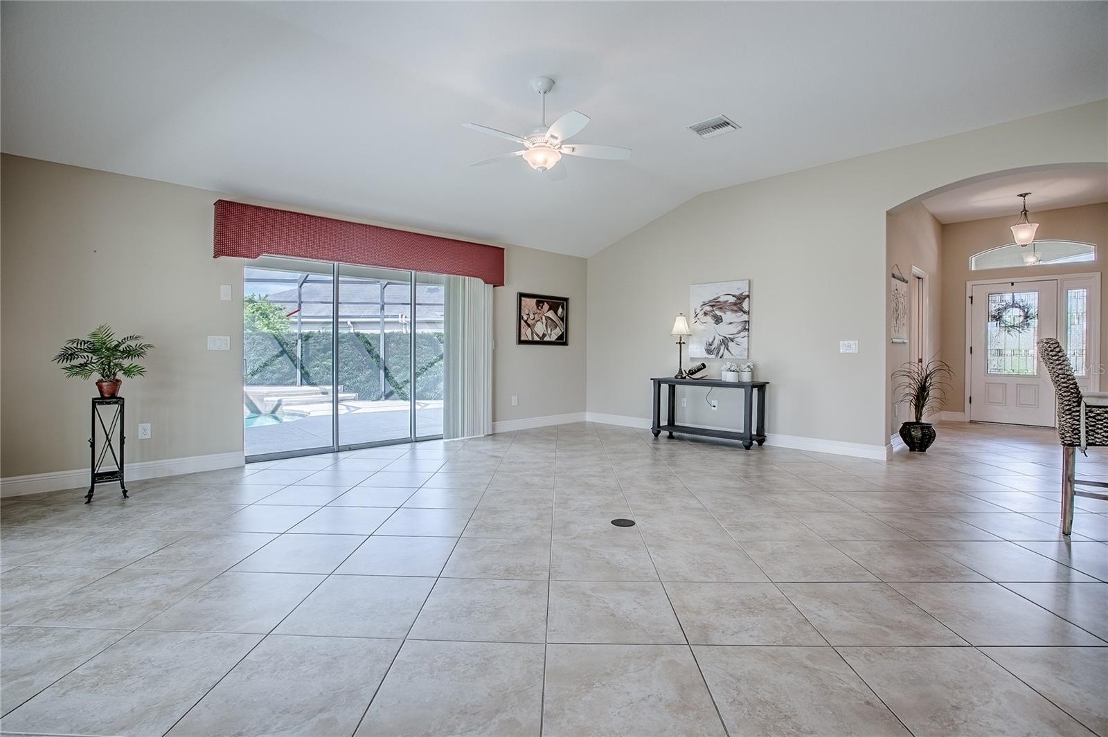 Image 8 of 65 For 1160 Mockingbird Lane