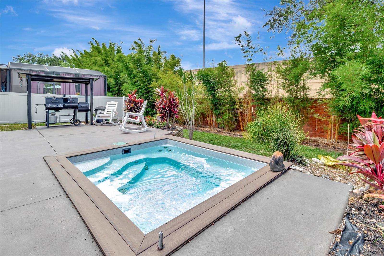 Image 34 of 45 For 233 Largovista Drive