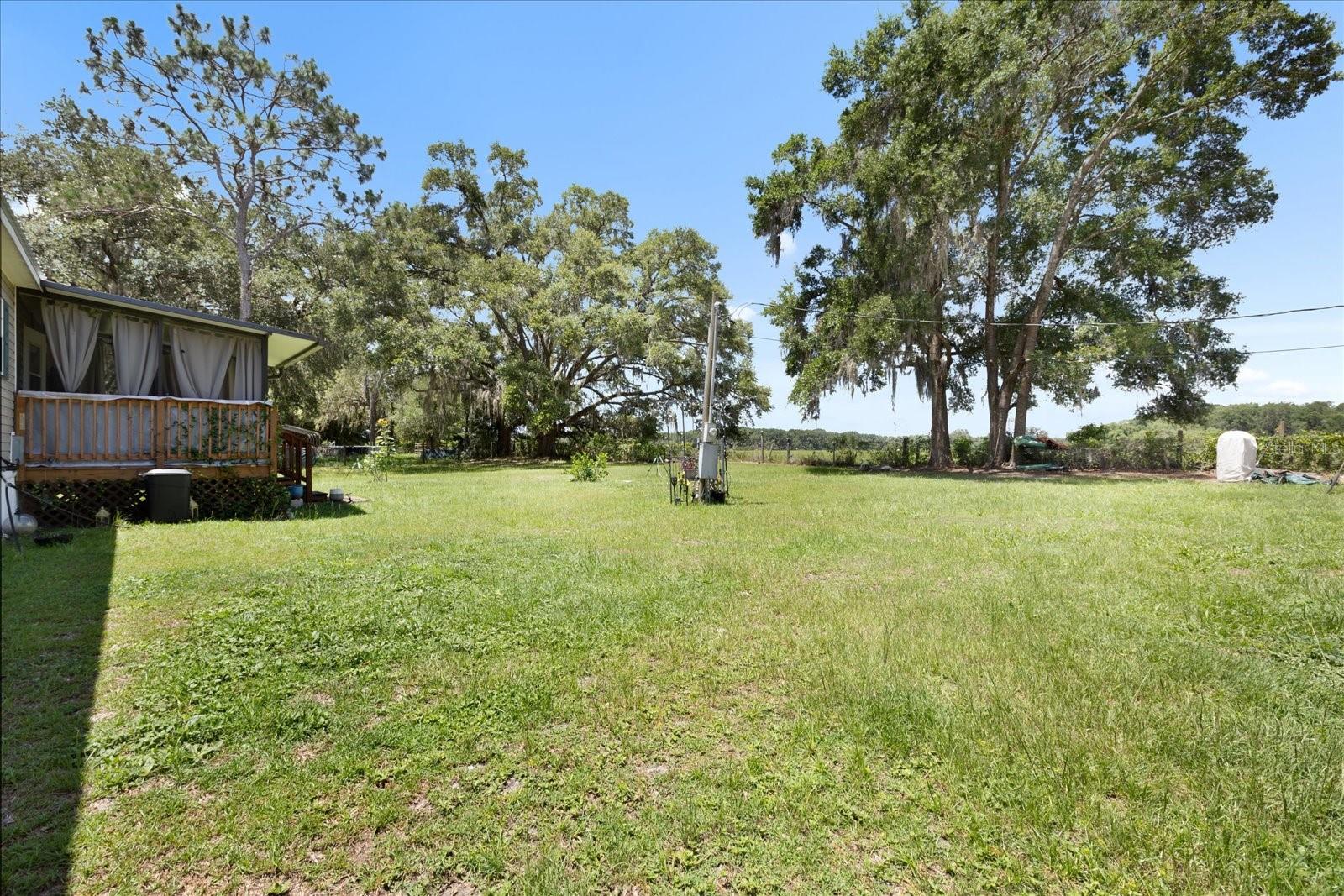 Image 26 of 33 For 11985 148th Lane