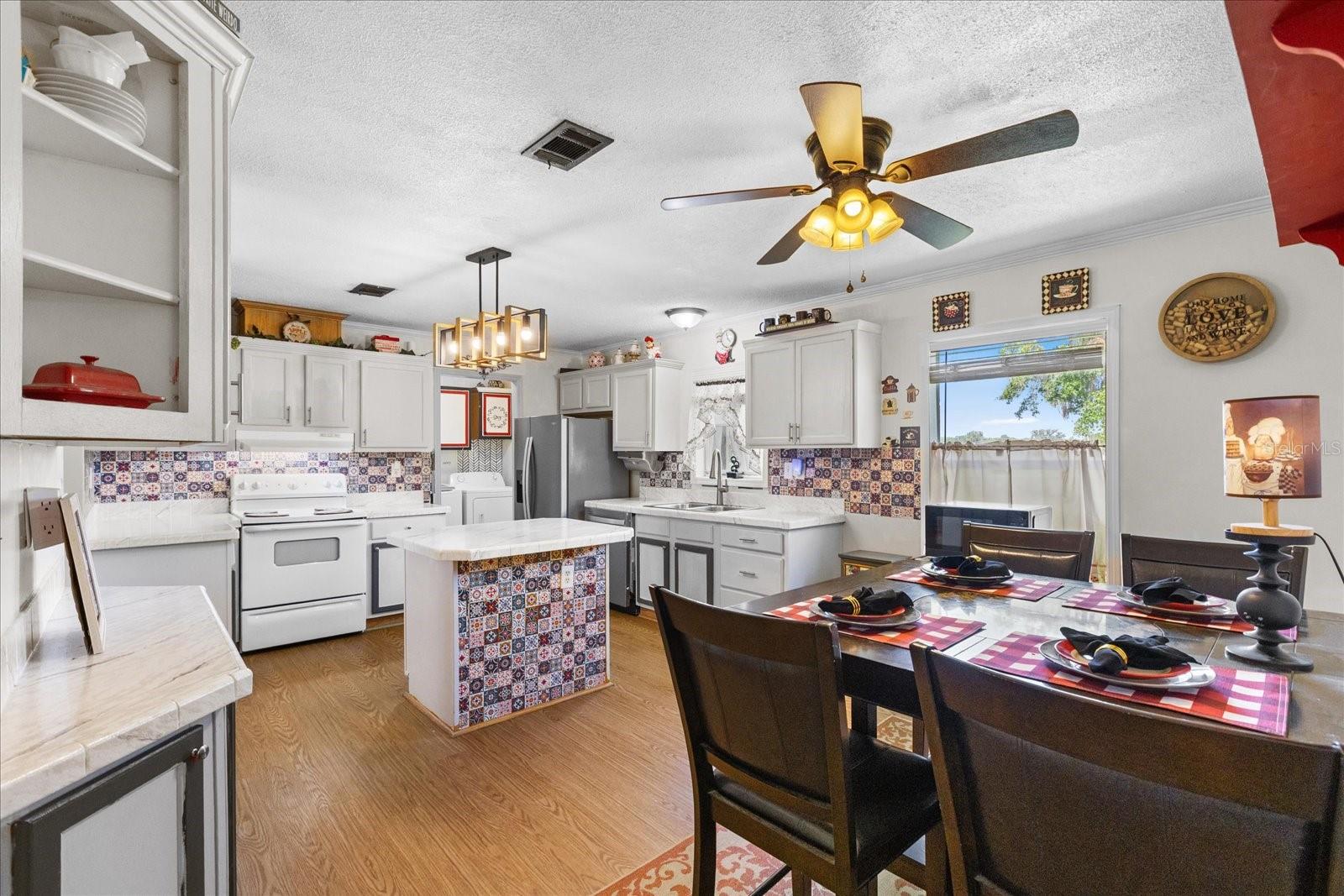 Image 6 of 33 For 11985 148th Lane