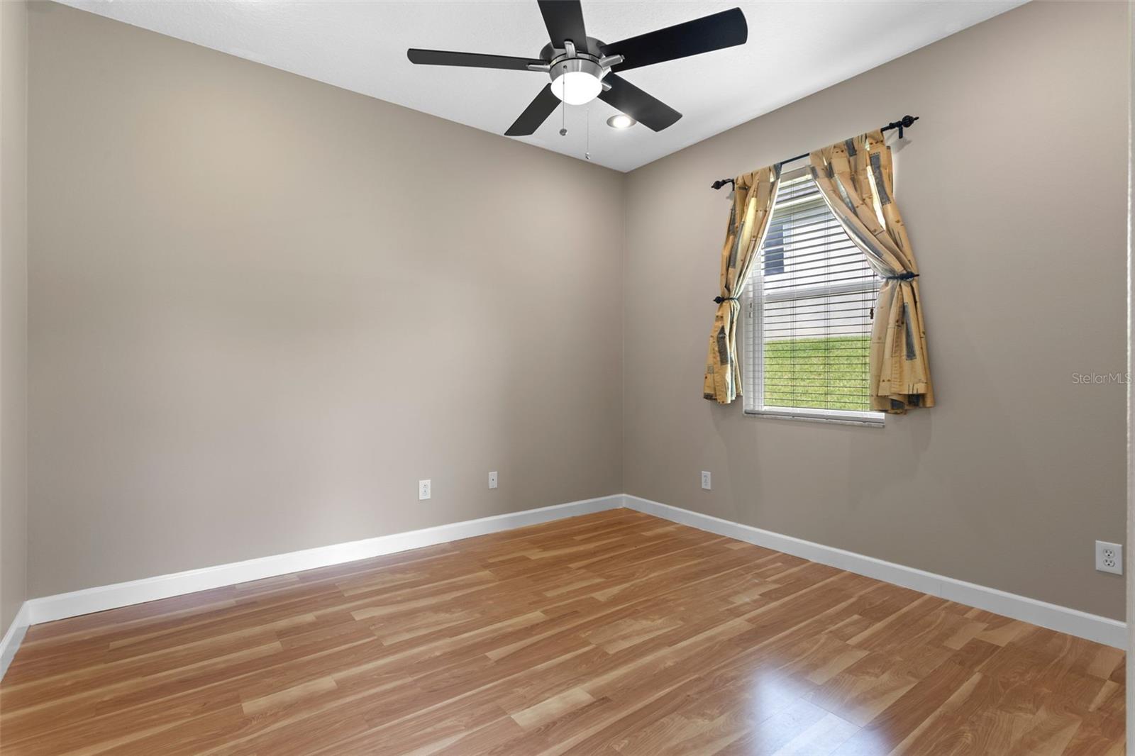 Image 23 of 59 For 1892 Sanderling Drive