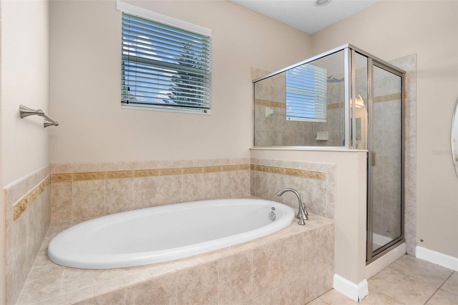 Image 31 of 59 For 1892 Sanderling Drive