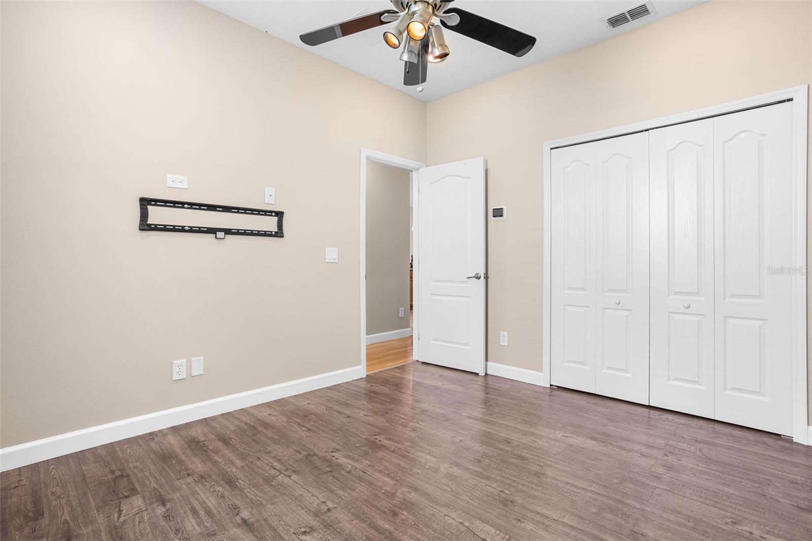 Image 37 of 59 For 1892 Sanderling Drive