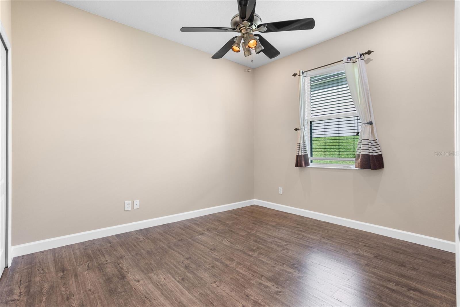 Image 38 of 59 For 1892 Sanderling Drive