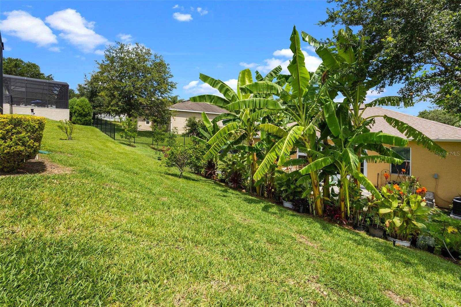 Image 44 of 59 For 1892 Sanderling Drive