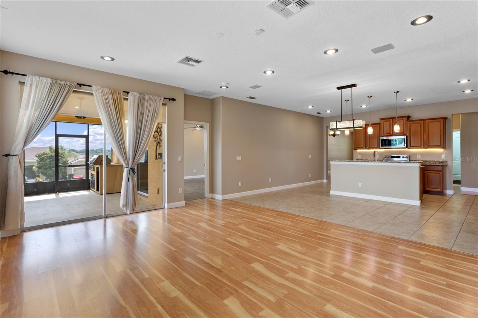 Image 5 of 59 For 1892 Sanderling Drive