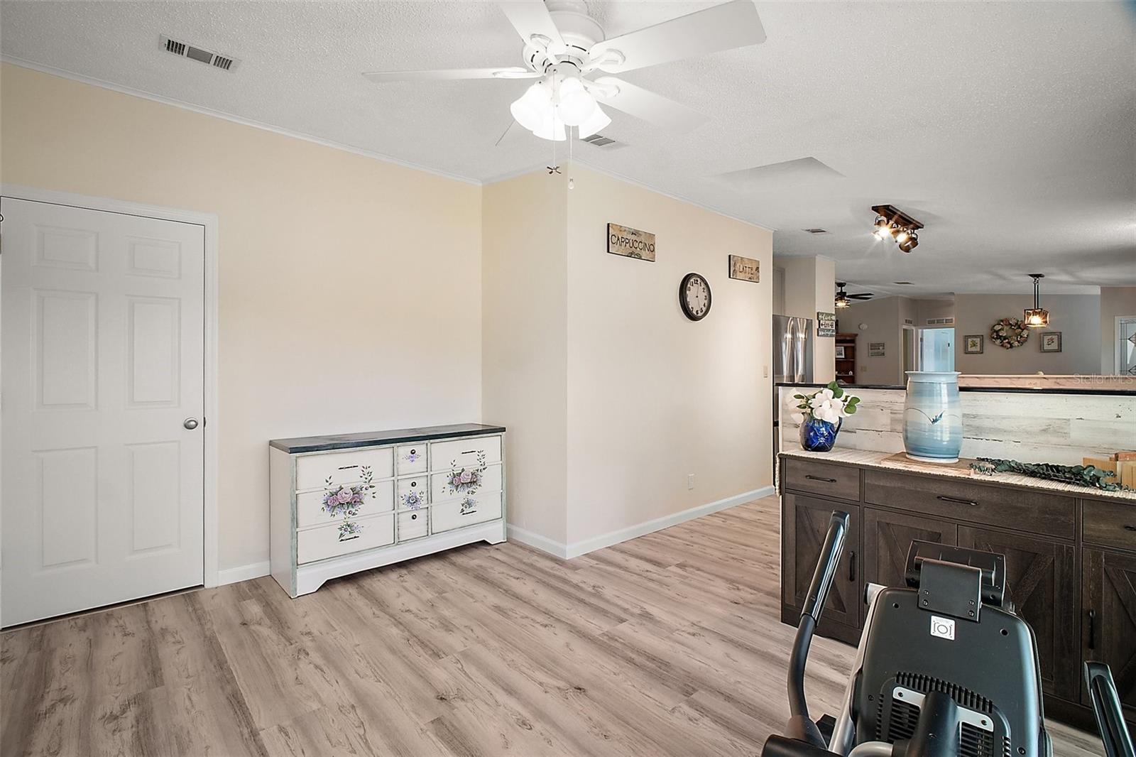 Image 14 of 24 For 16552 96th Avenue