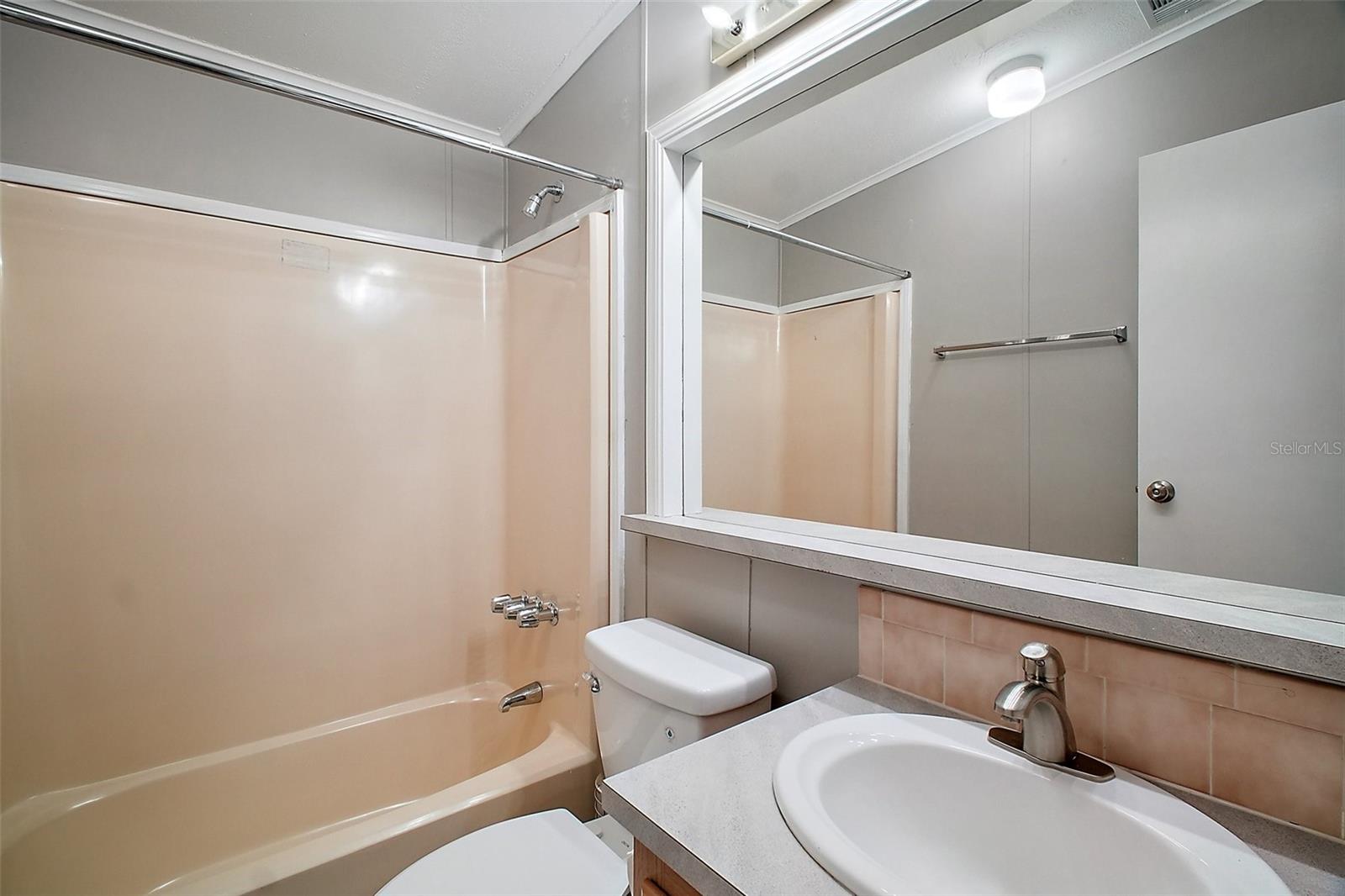 Image 21 of 24 For 16552 96th Avenue