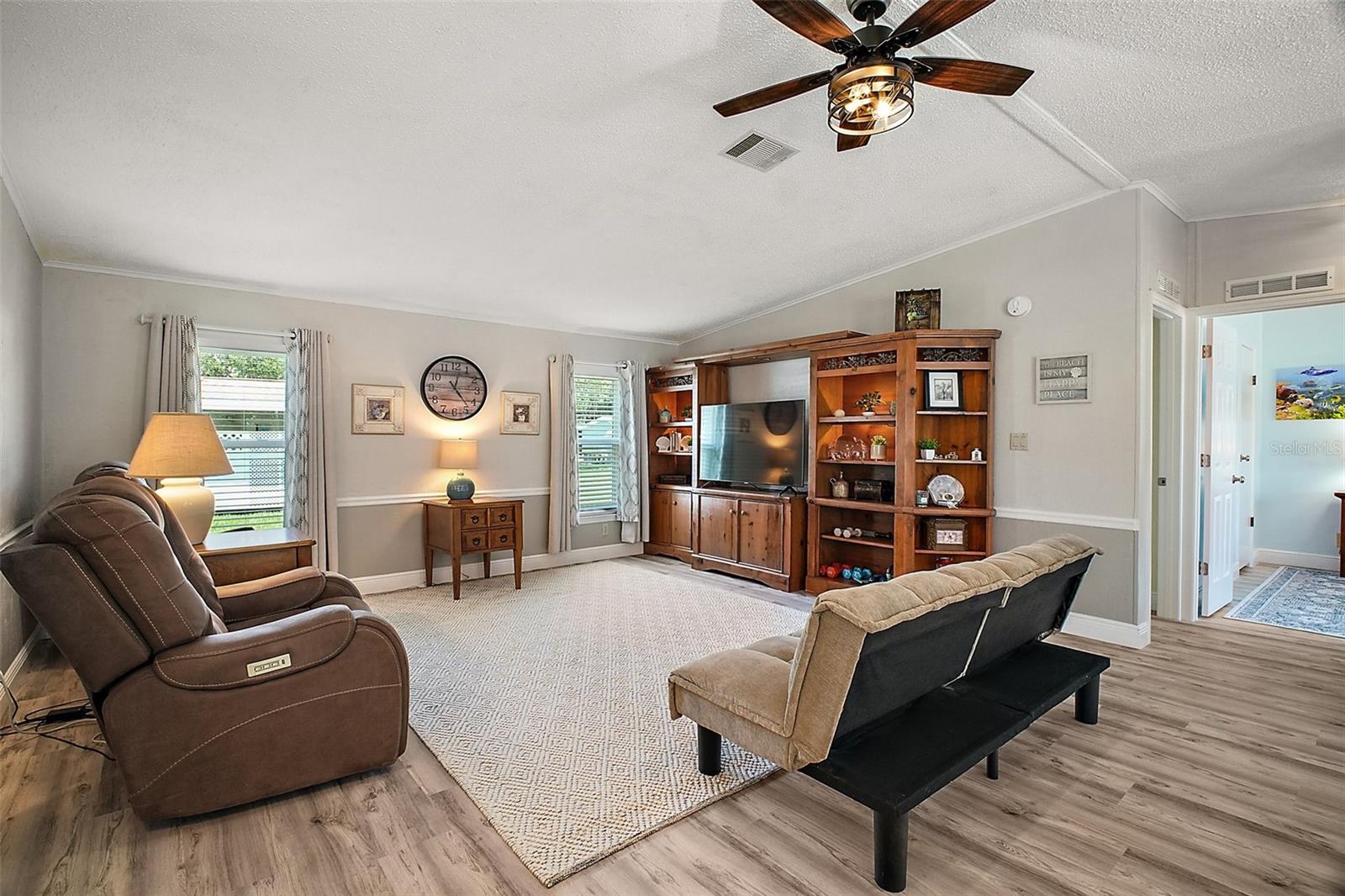 Image 4 of 24 For 16552 96th Avenue