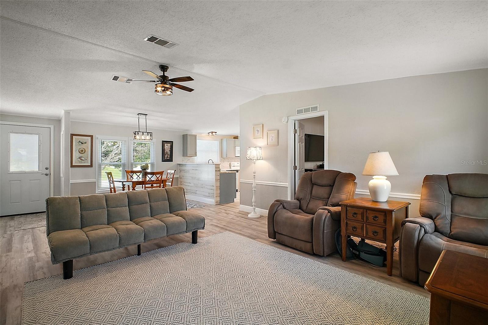 Image 6 of 24 For 16552 96th Avenue