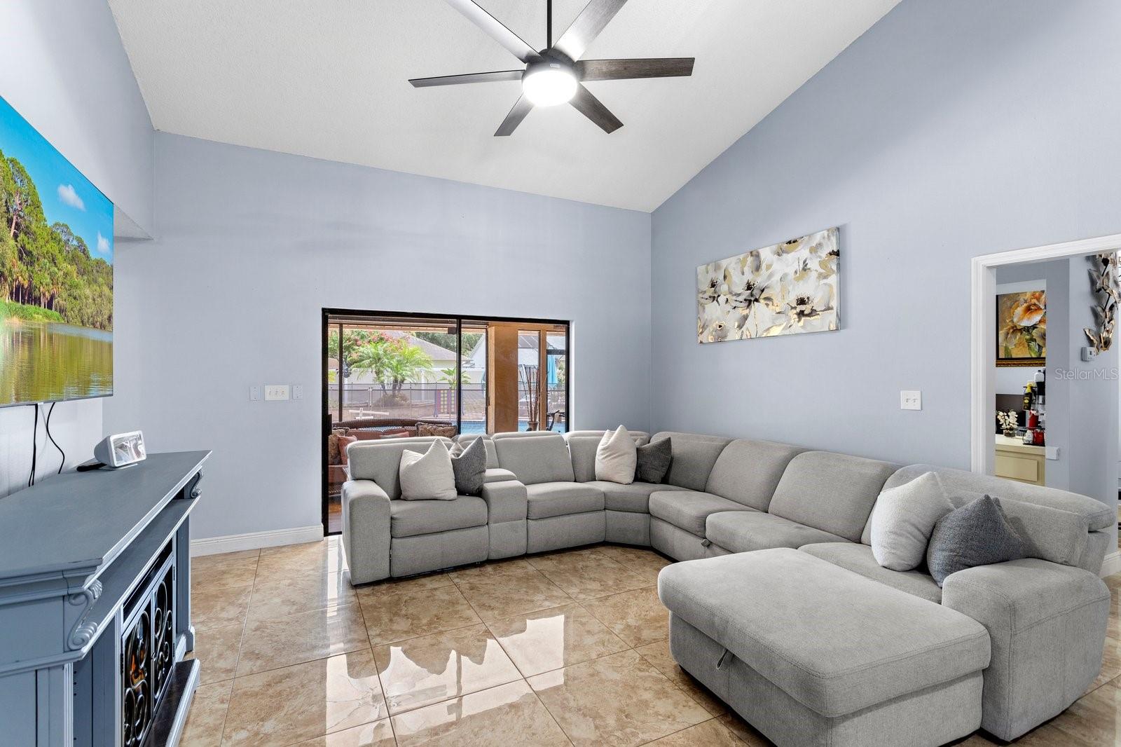 Image 15 of 32 For 3309 Paisley Circle