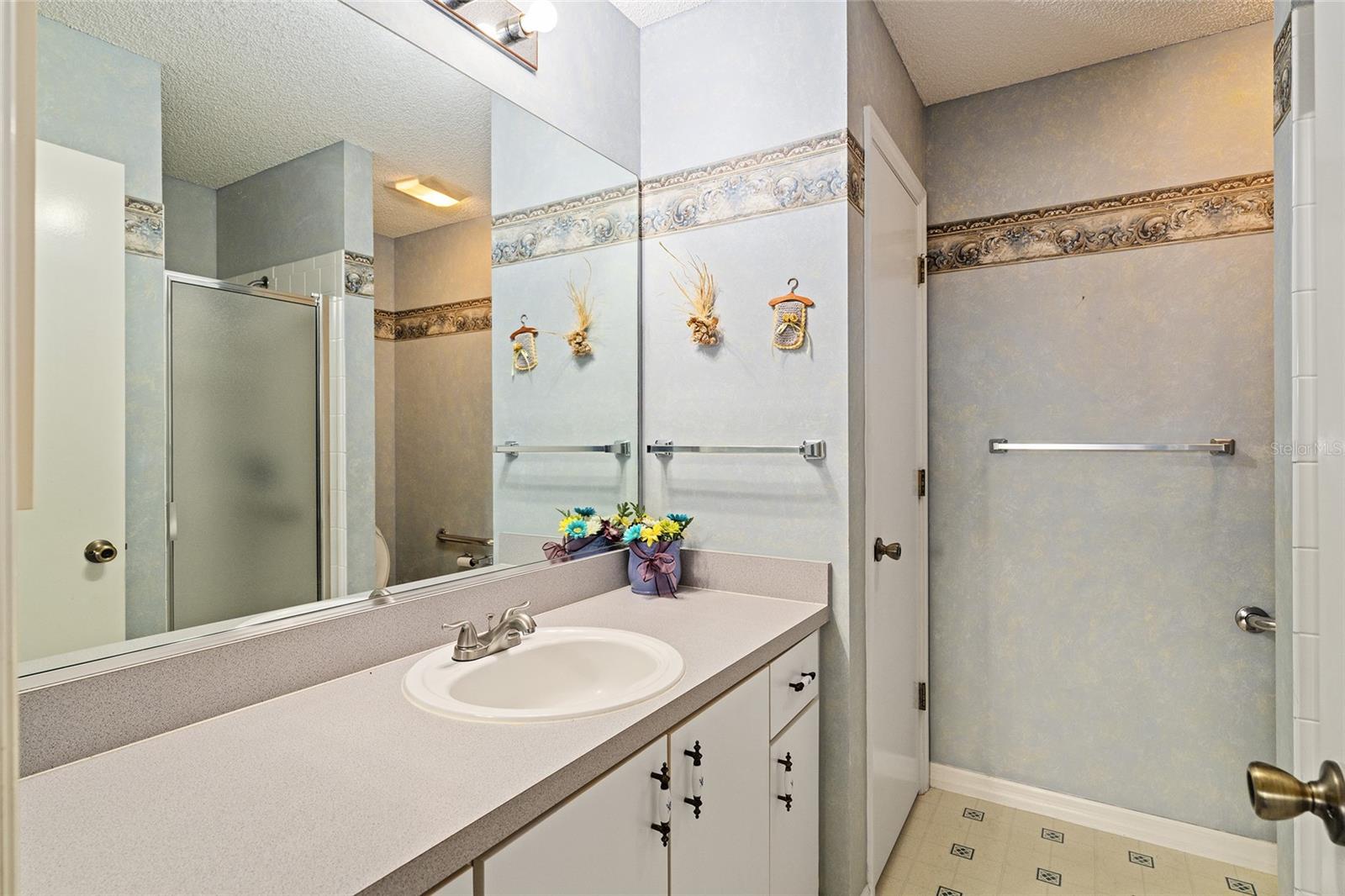 Image 13 of 26 For 1703 Gomez Place