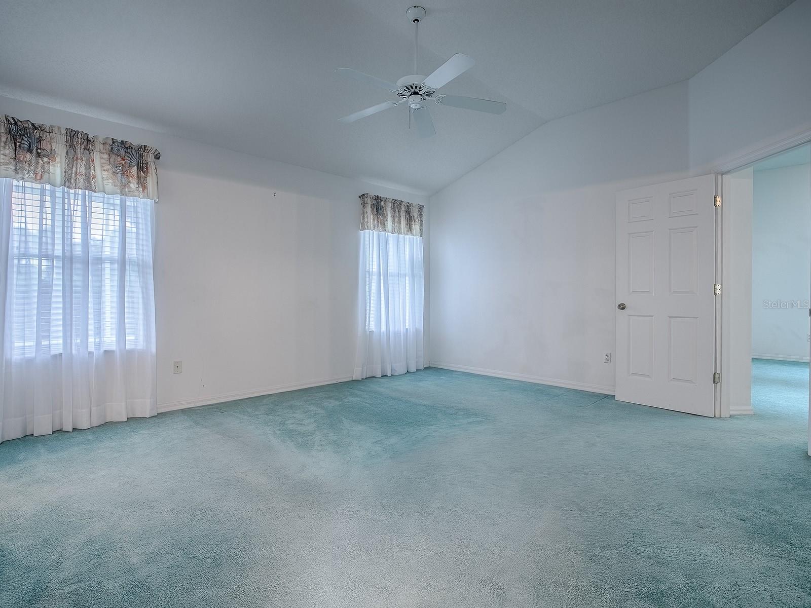 Image 31 of 75 For 1107 San Antonio Lane