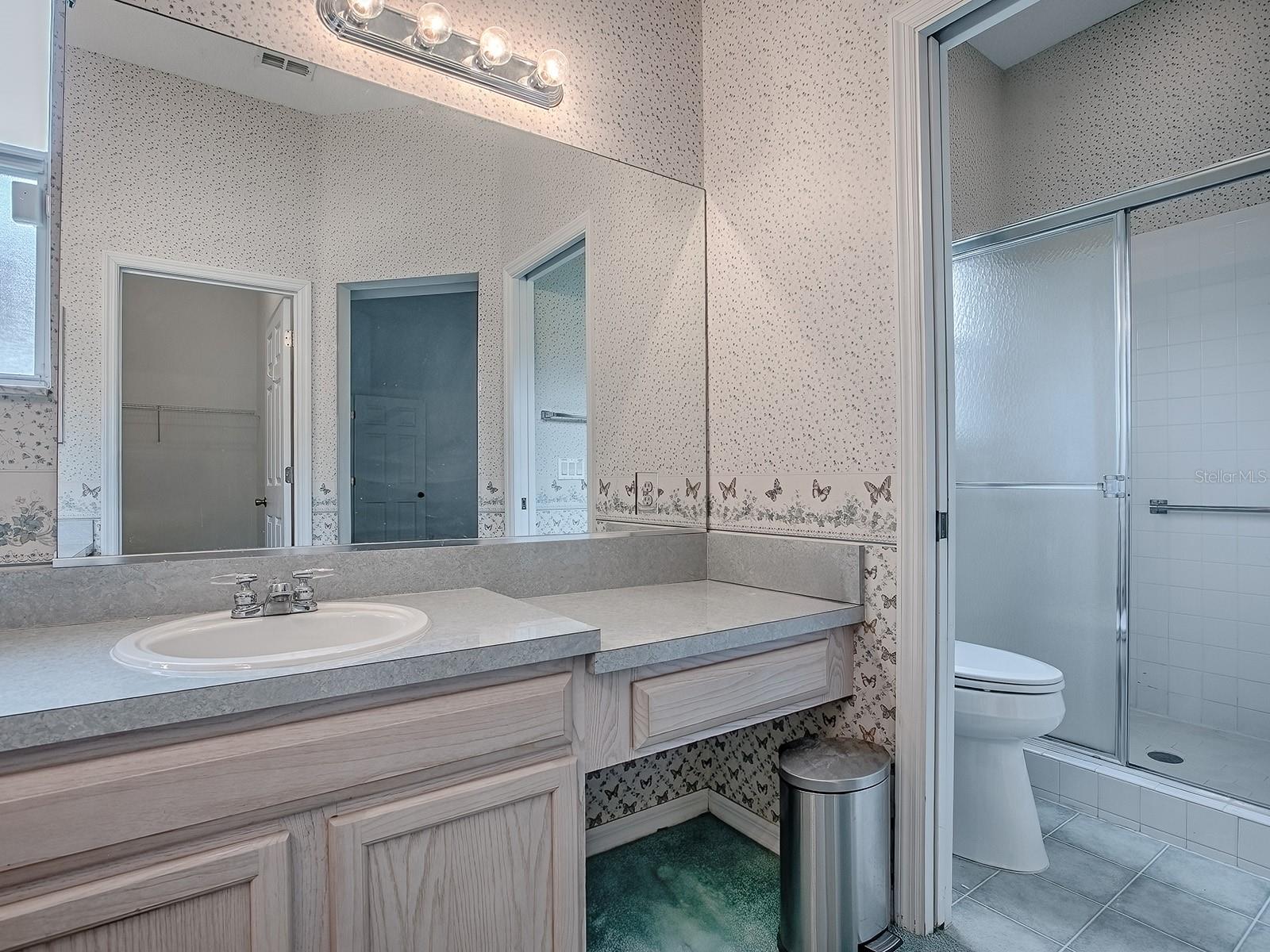 Image 33 of 75 For 1107 San Antonio Lane