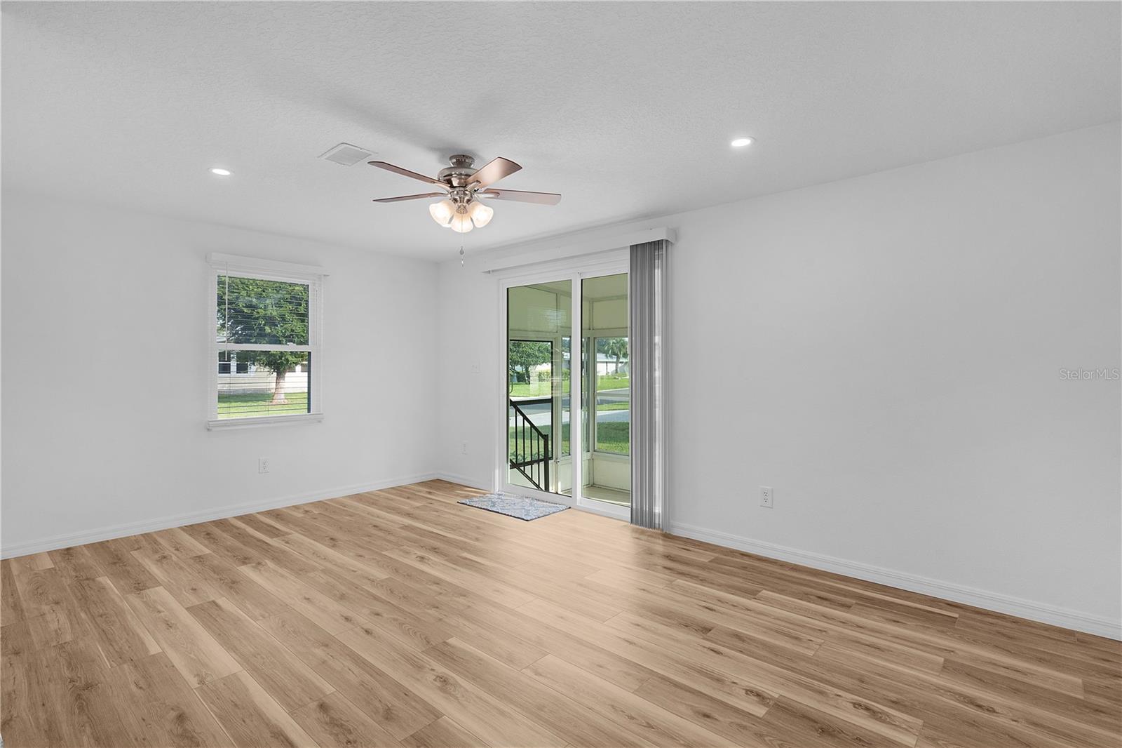 Image 10 of 21 For 1421 Schwartz Boulevard