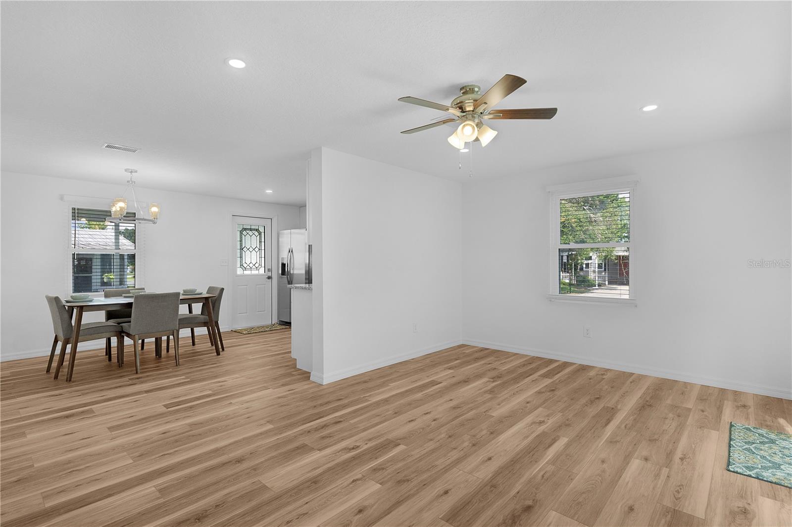 Image 11 of 21 For 1421 Schwartz Boulevard