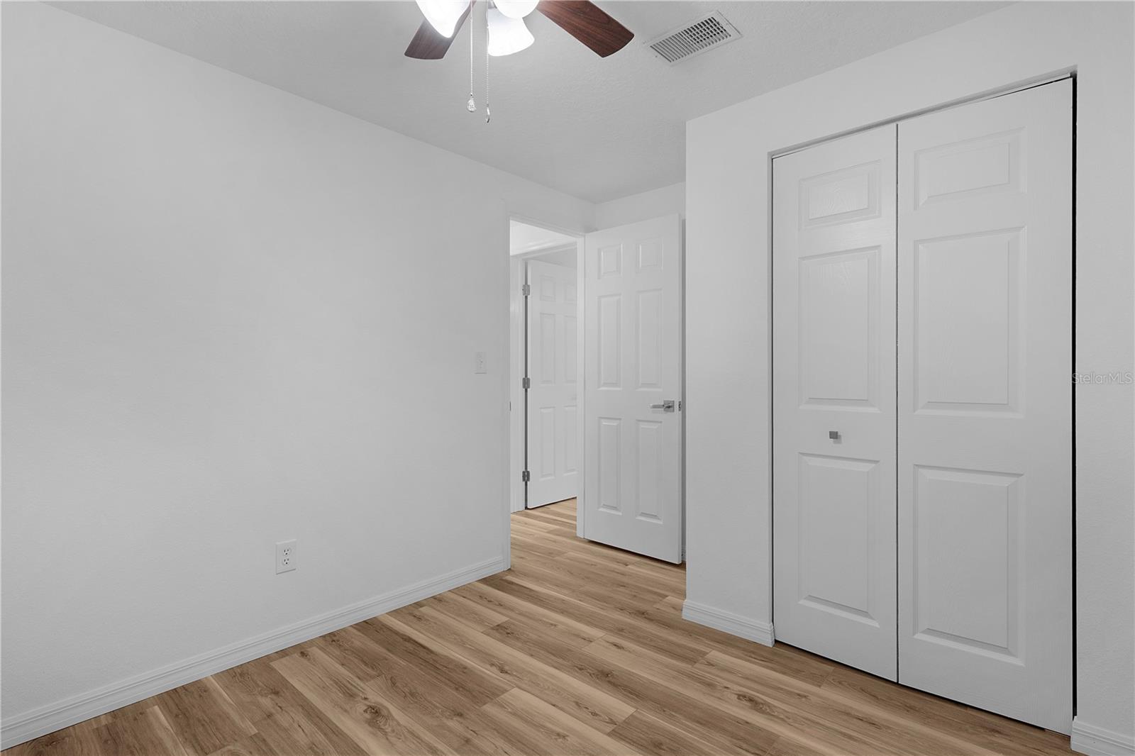 Image 14 of 21 For 1421 Schwartz Boulevard