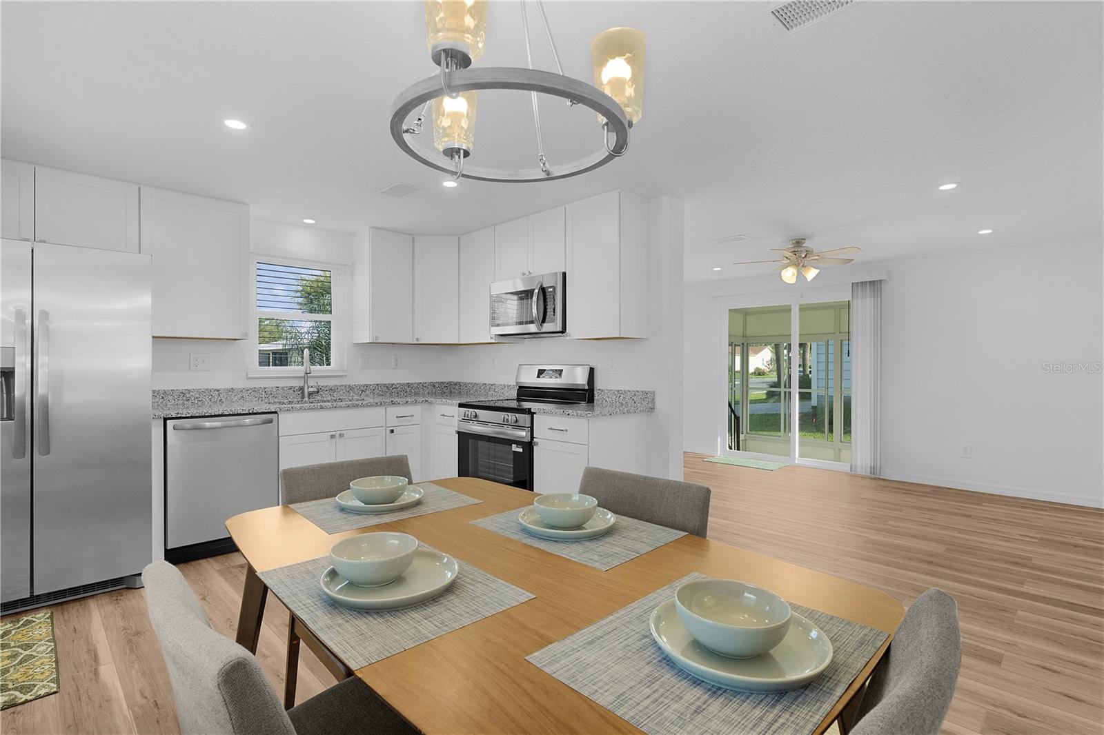 Image 9 of 21 For 1421 Schwartz Boulevard
