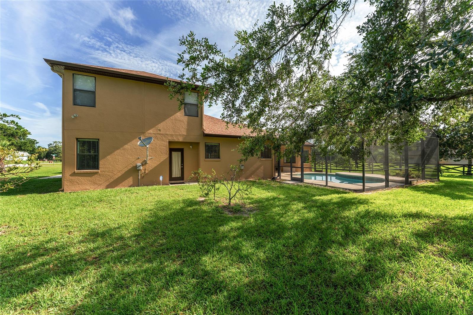 Image 13 of 91 For 21312 Marsh View Court