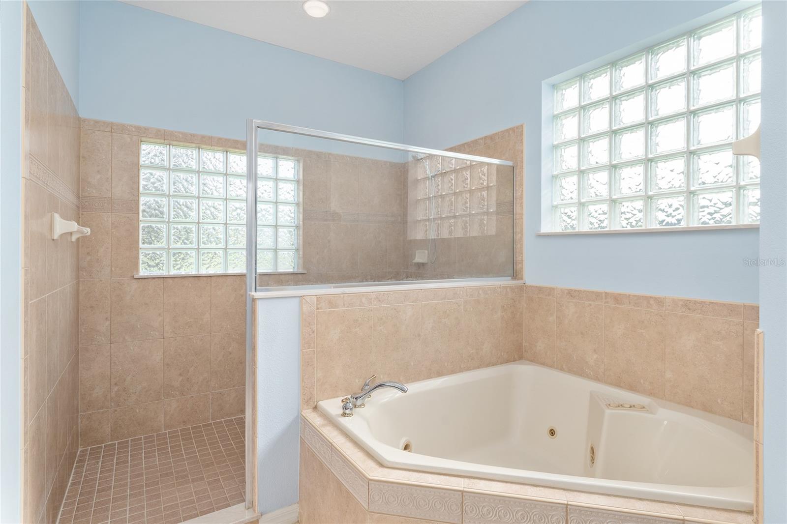 Image 41 of 91 For 21312 Marsh View Court