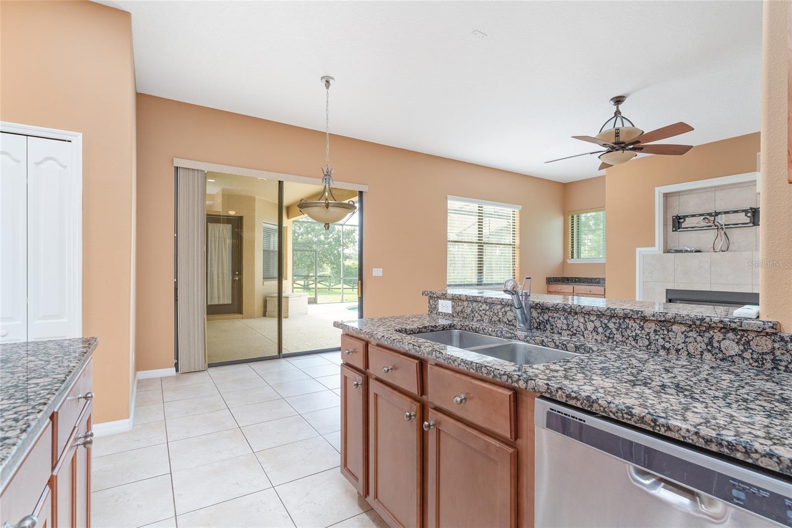 Image 52 of 91 For 21312 Marsh View Court