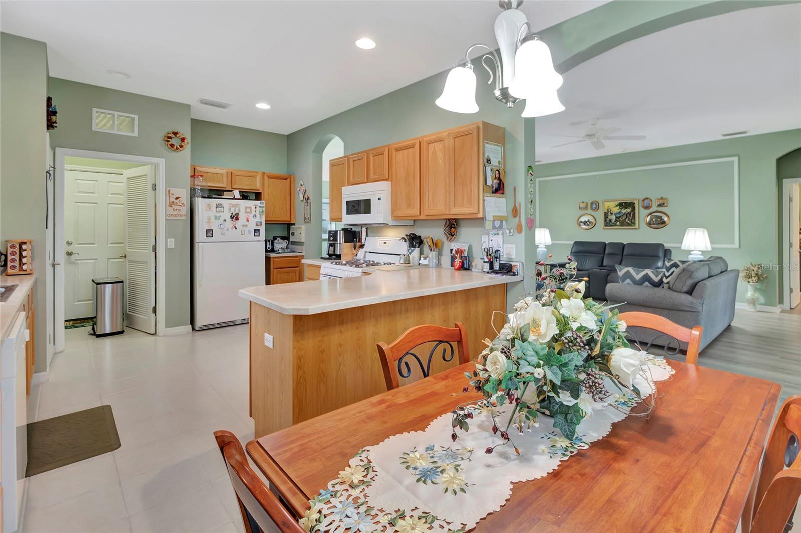 Image 13 of 53 For 3507 Arlington Ridge Boulevard