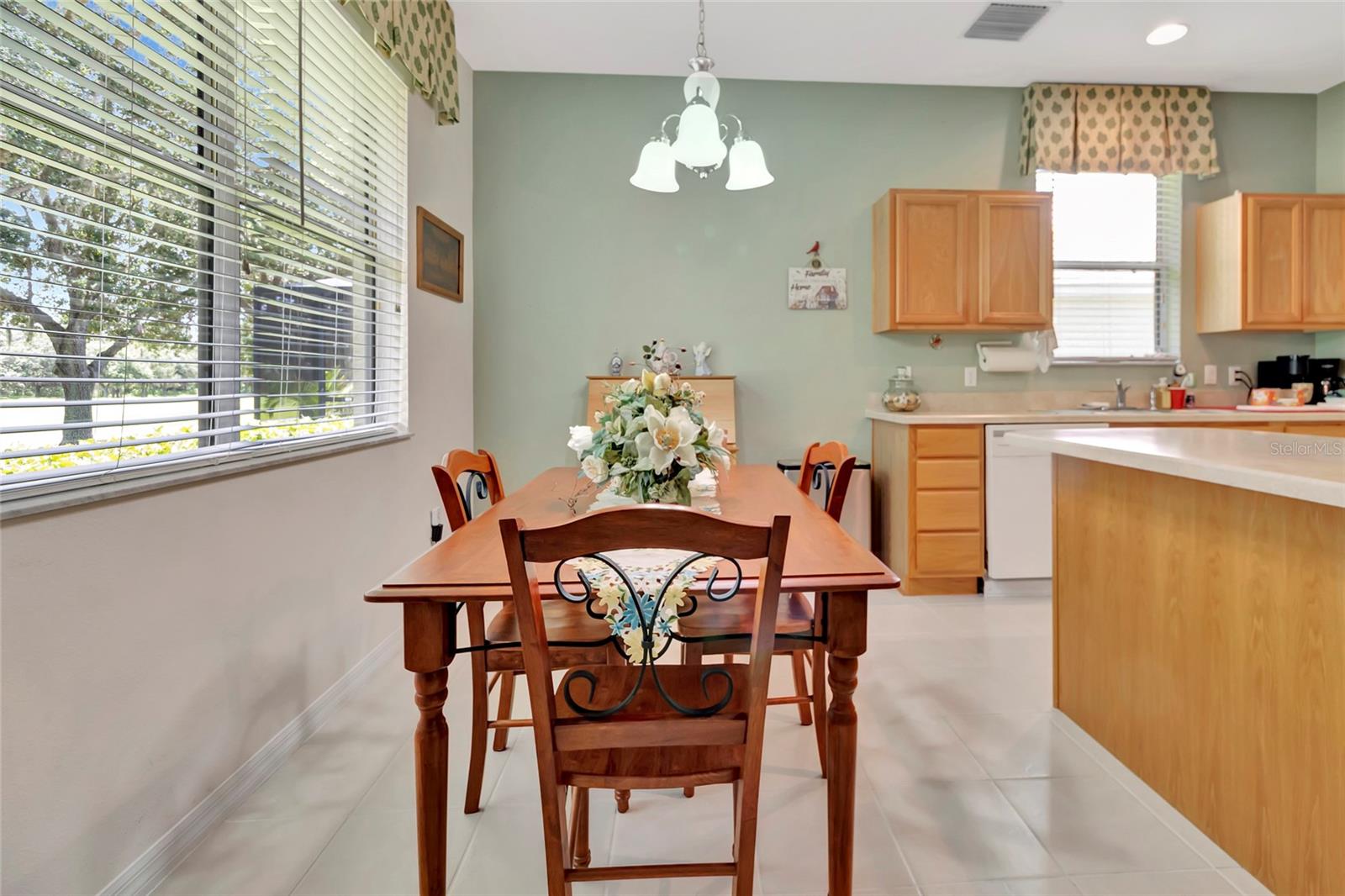 Image 14 of 53 For 3507 Arlington Ridge Boulevard