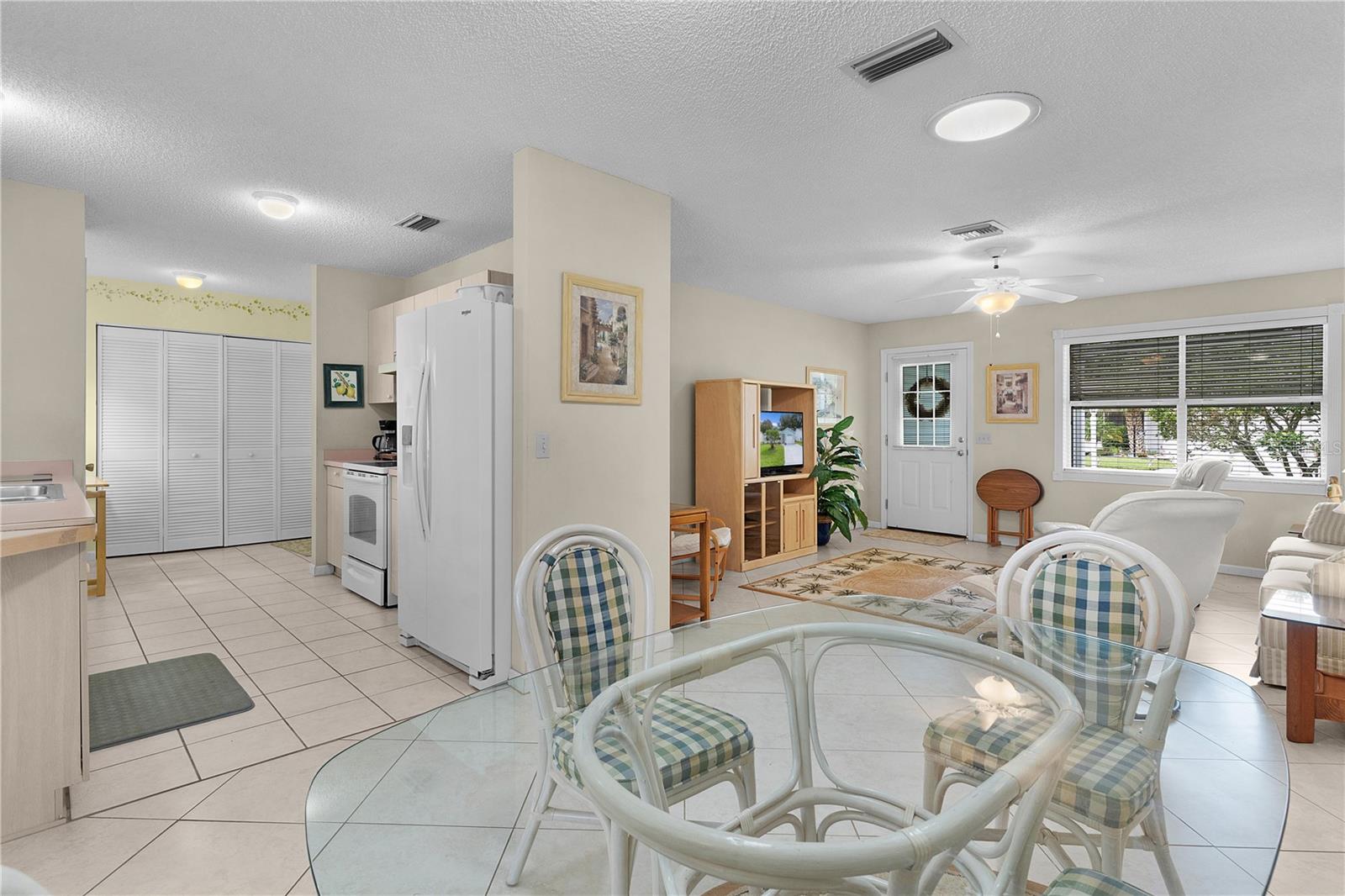 Image 12 of 43 For 521 San Marino Drive