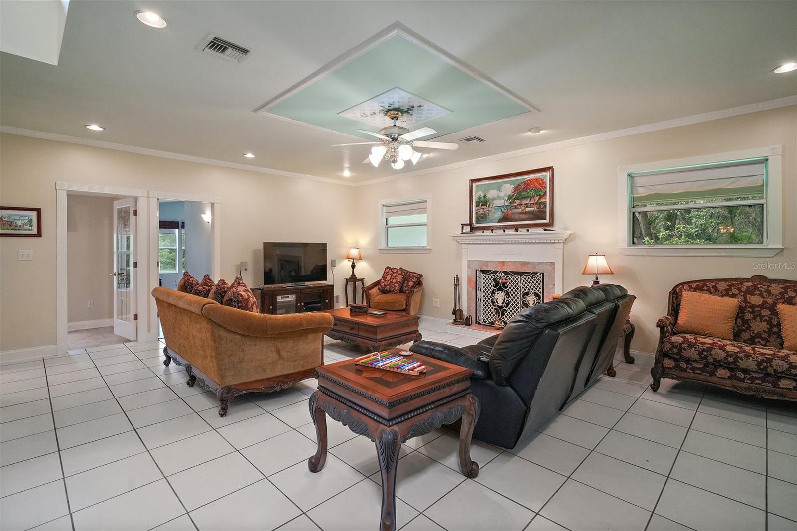 Image 15 of 51 For 3026 Lake Griffin Road