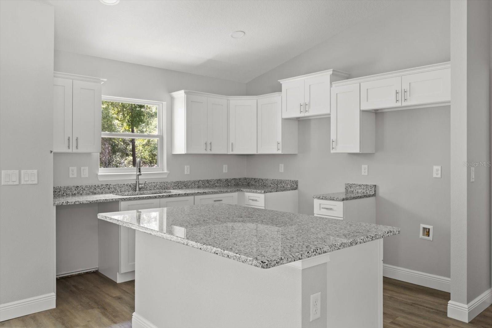 Image 14 of 33 For 8641 Stern Way
