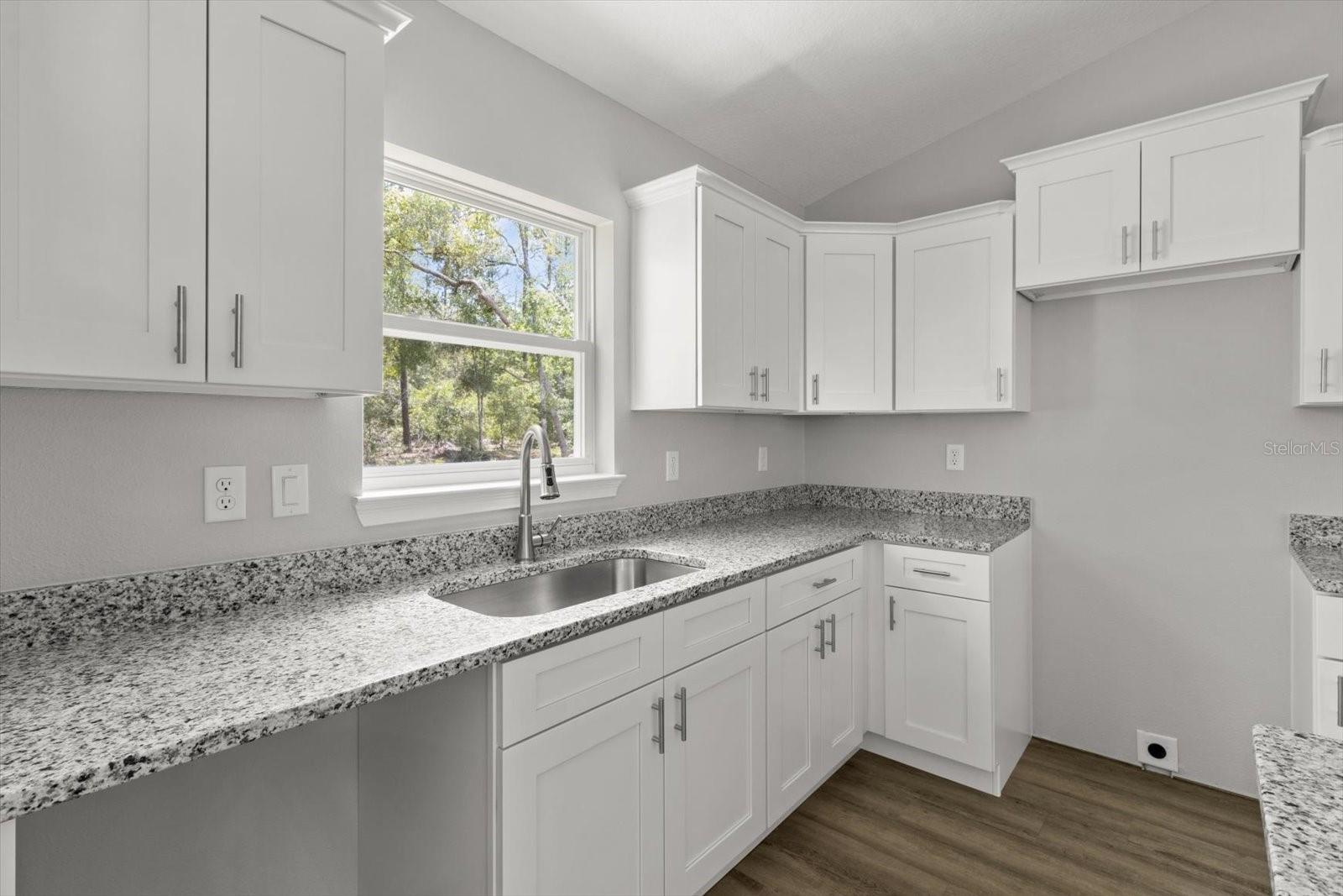 Image 17 of 33 For 8641 Stern Way