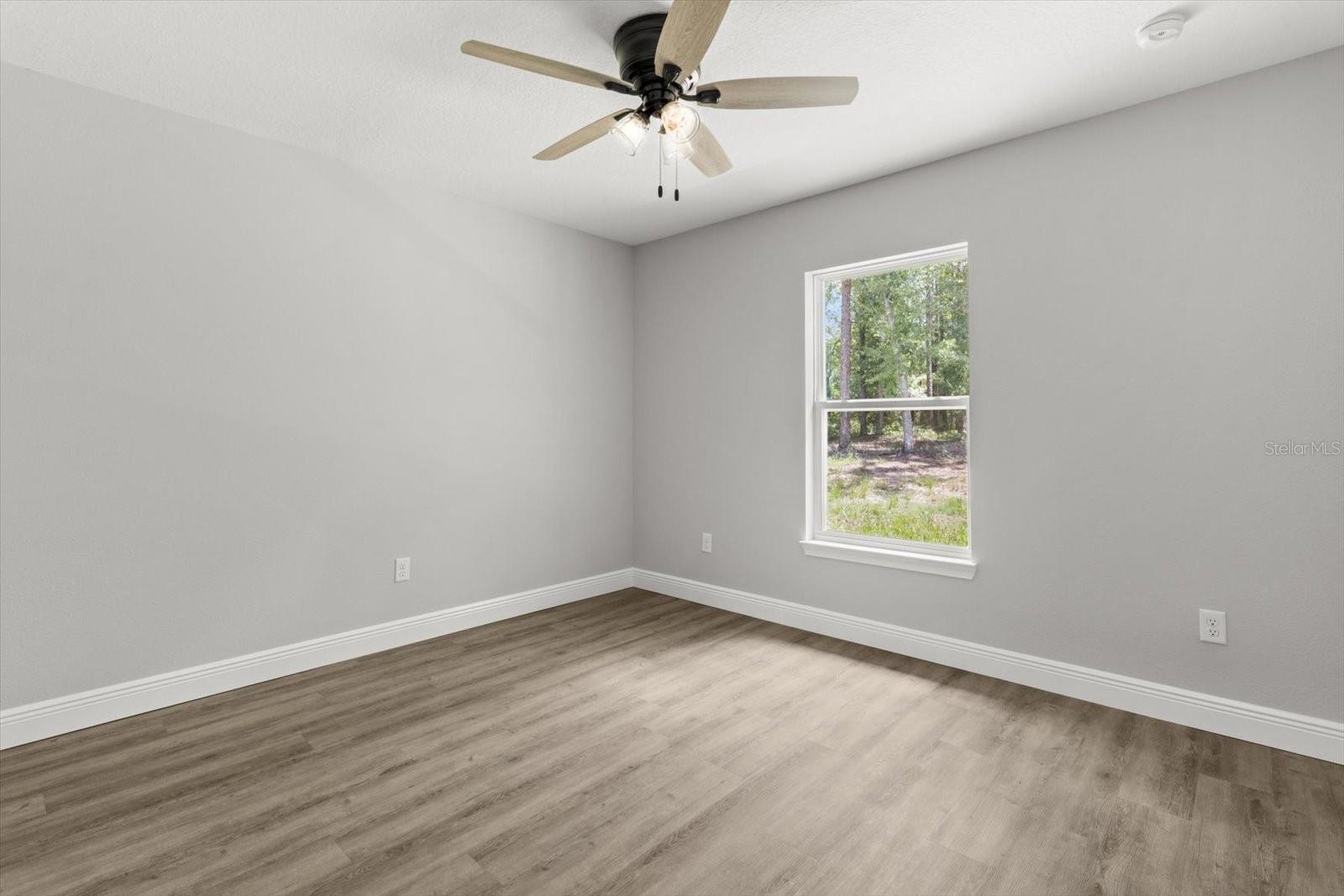 Image 18 of 33 For 8641 Stern Way