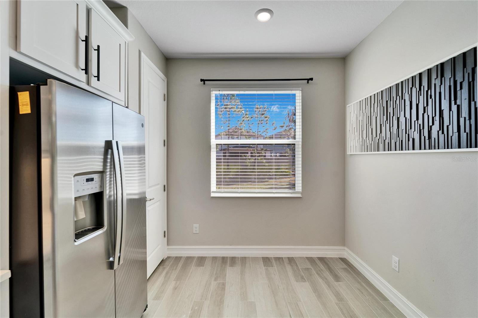 Image 11 of 45 For 4564 Almada Lane