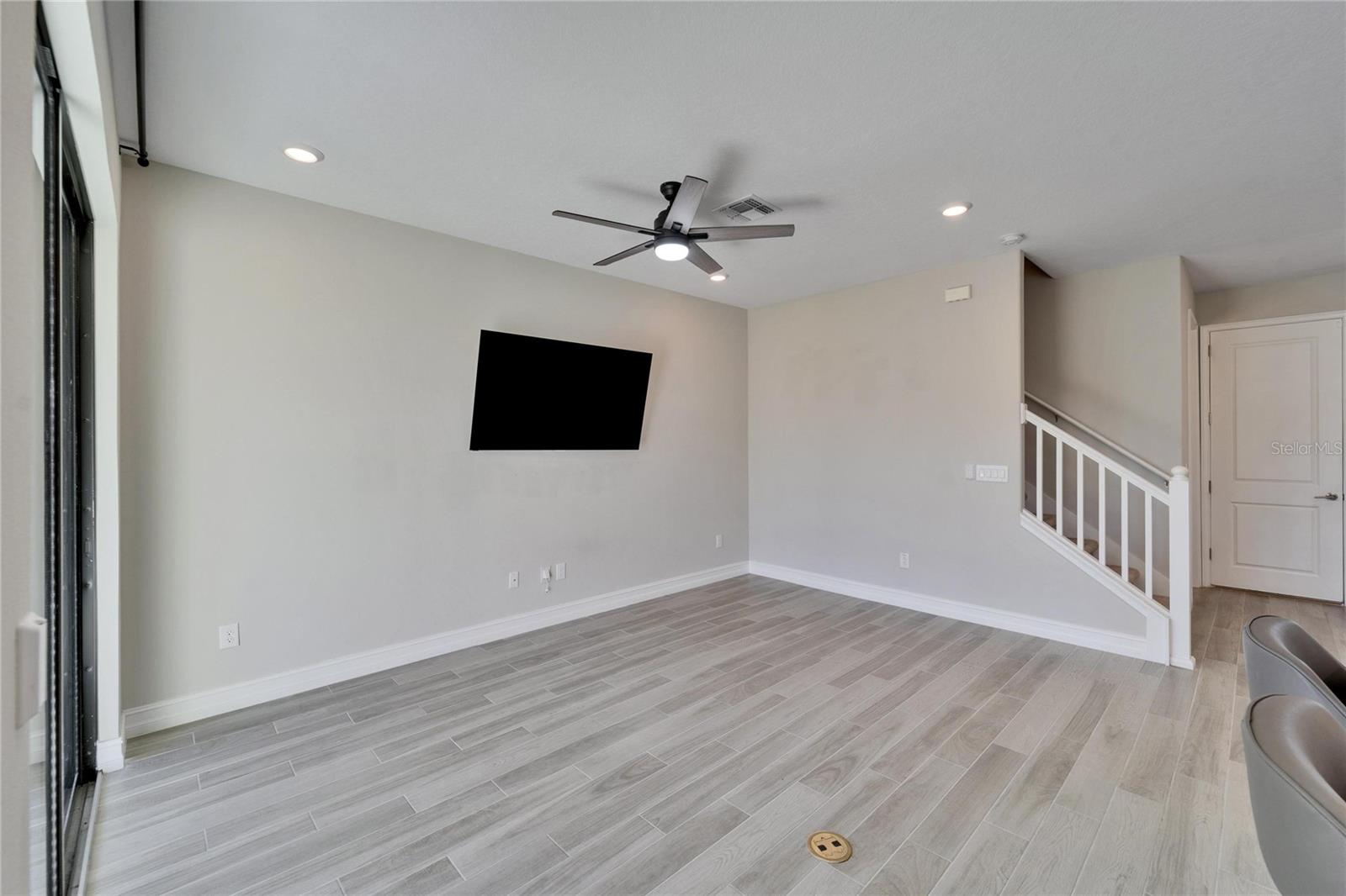 Image 13 of 45 For 4564 Almada Lane