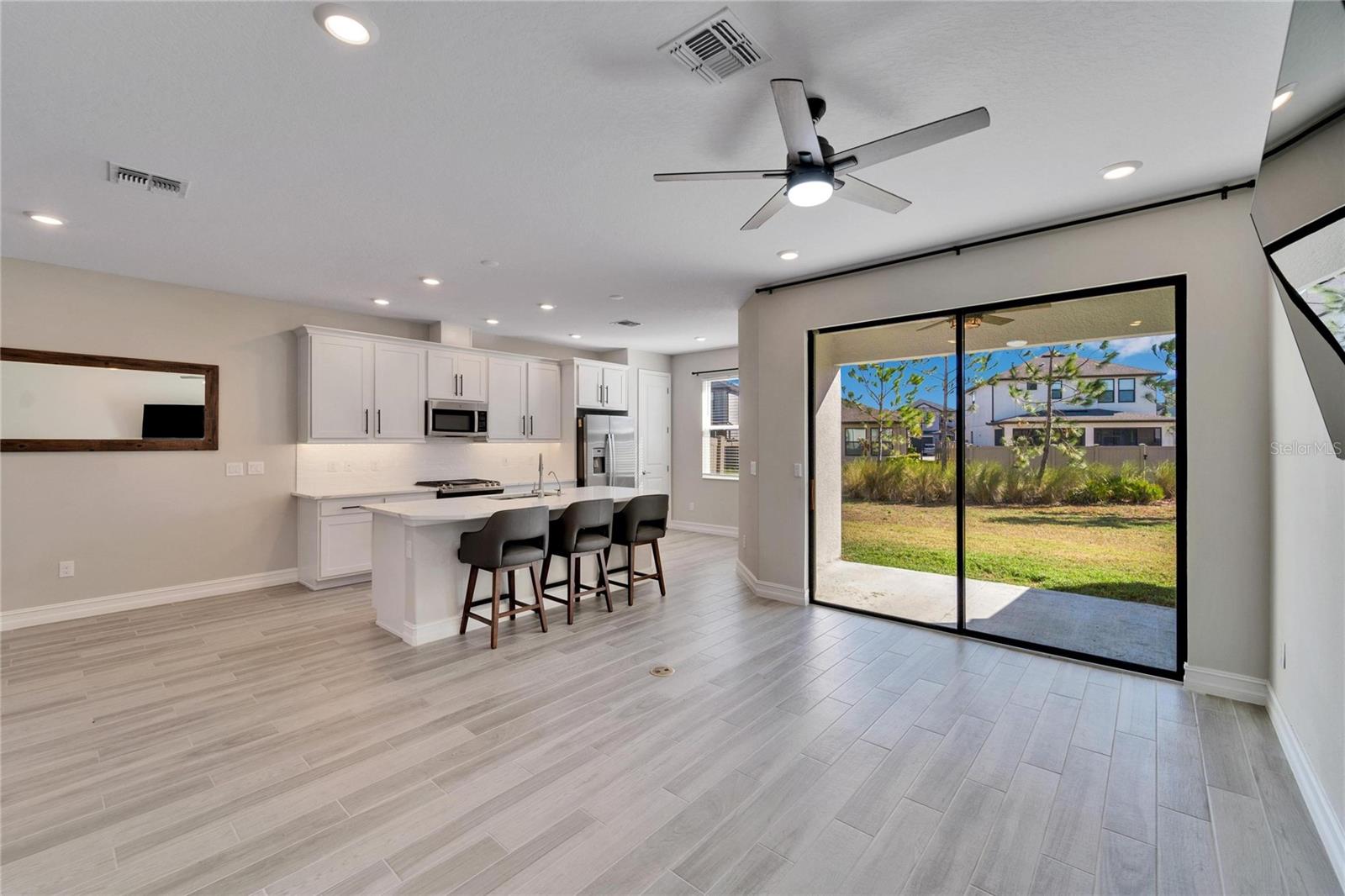 Image 15 of 45 For 4564 Almada Lane