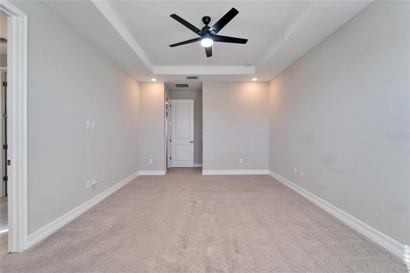 Image 38 of 45 For 4564 Almada Lane