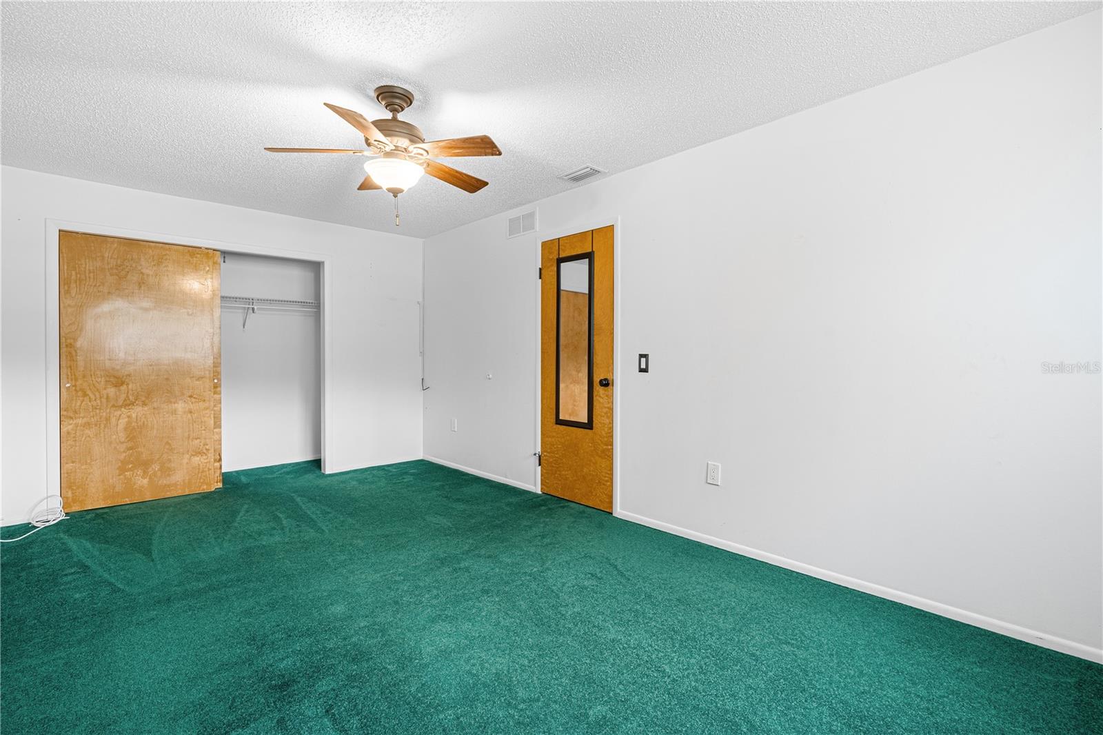 Image 22 of 32 For 2047 Cr 446  