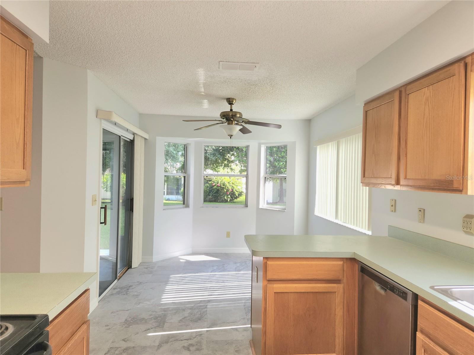 Image 10 of 40 For 651 Timbercrest Drive