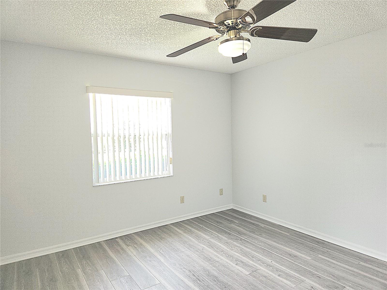 Image 23 of 40 For 651 Timbercrest Drive