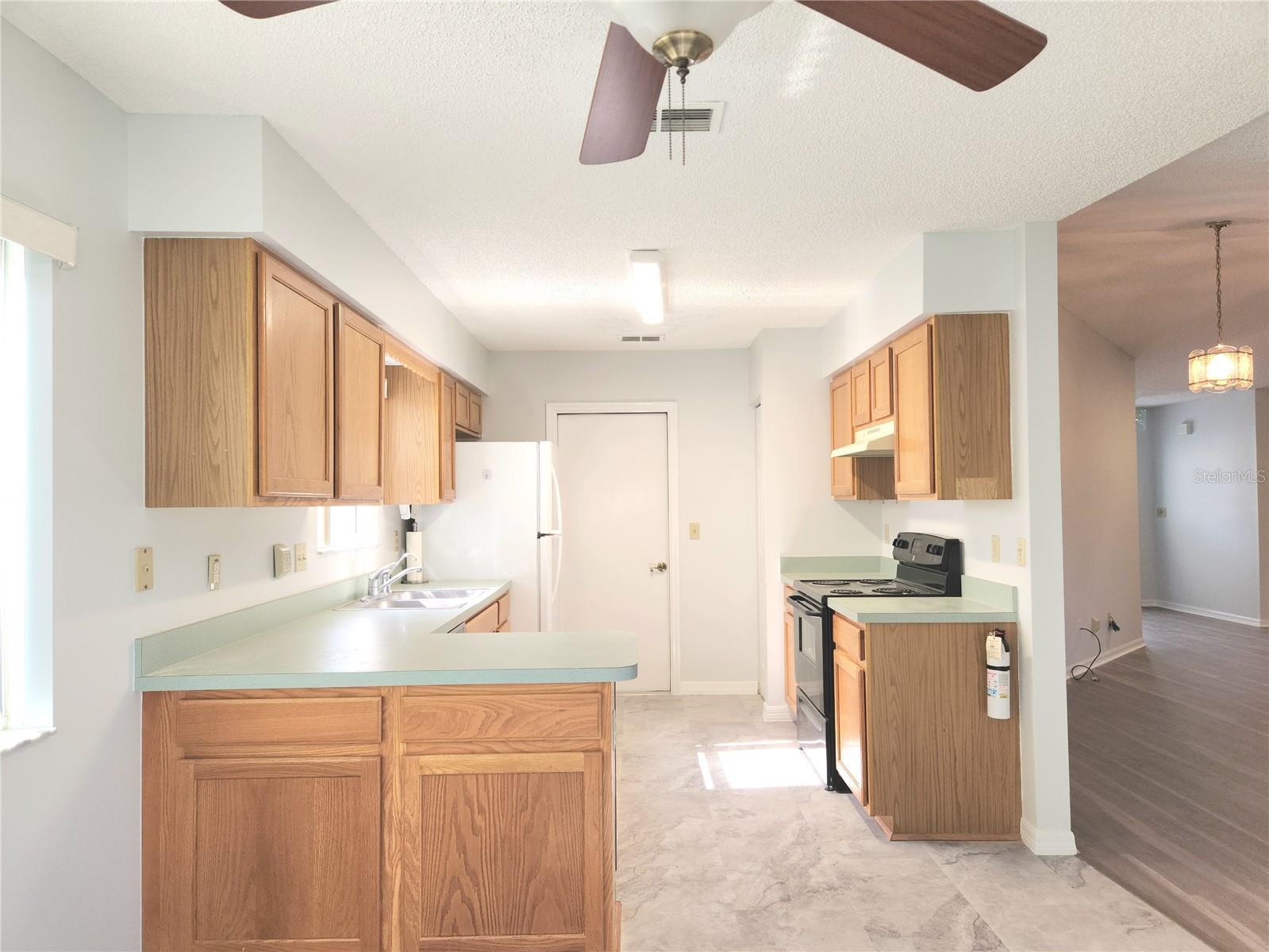 Image 9 of 40 For 651 Timbercrest Drive