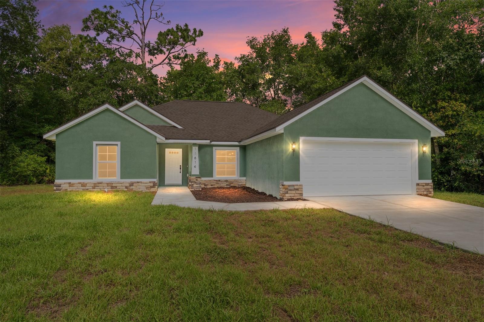 Listing photo id 0 for 11614 Condor Drive