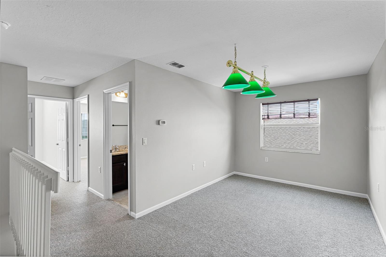 Image 33 of 60 For 15604 Starlite Street