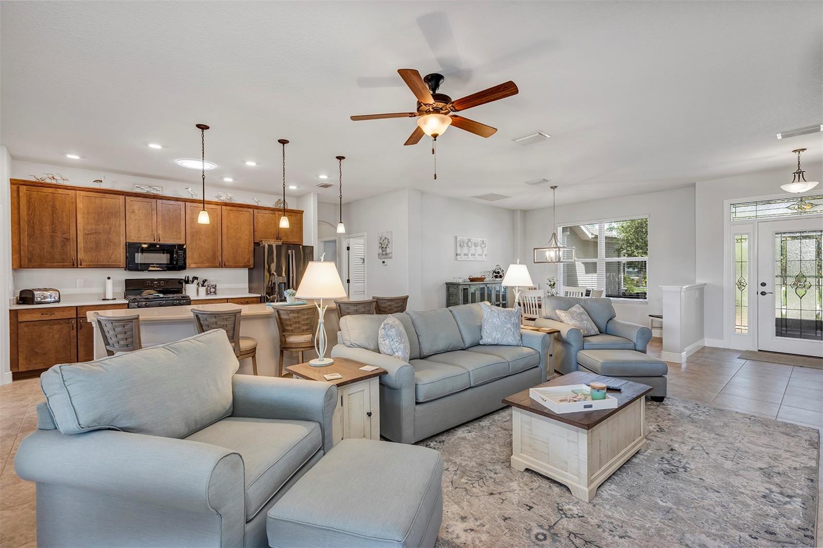 Image 10 of 58 For 3681 Arlington Ridge Boulevard
