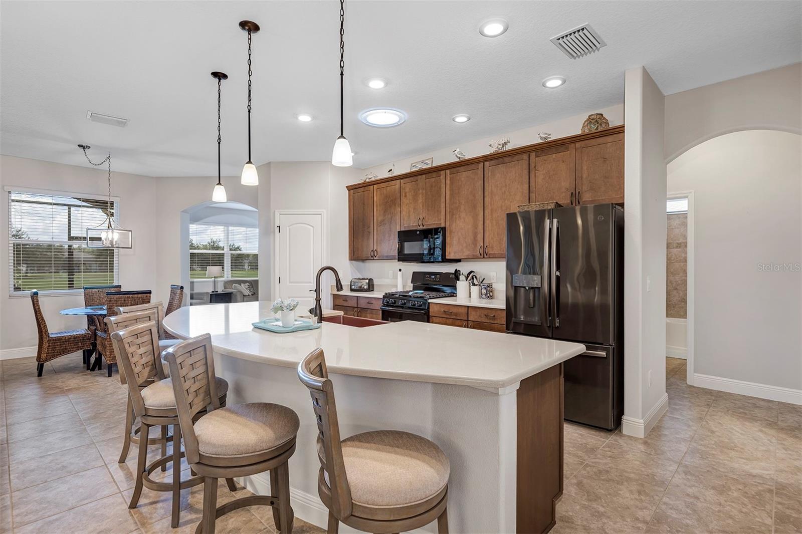Image 11 of 58 For 3681 Arlington Ridge Boulevard
