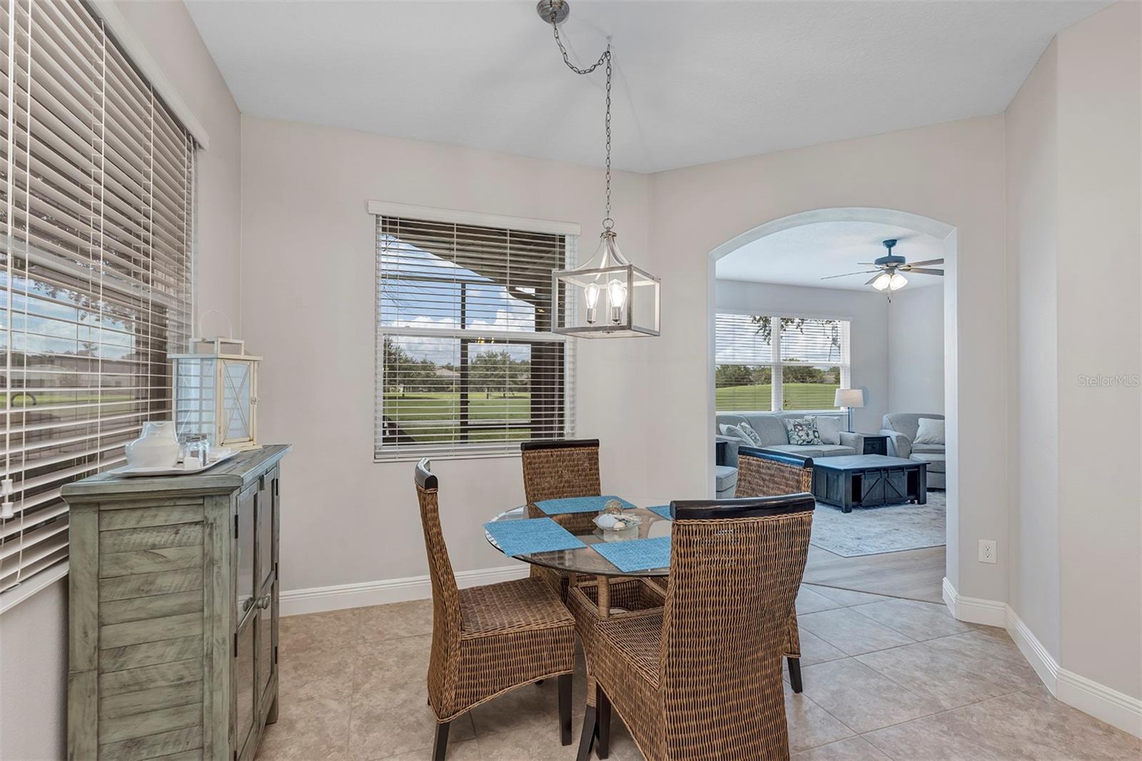 Image 16 of 58 For 3681 Arlington Ridge Boulevard