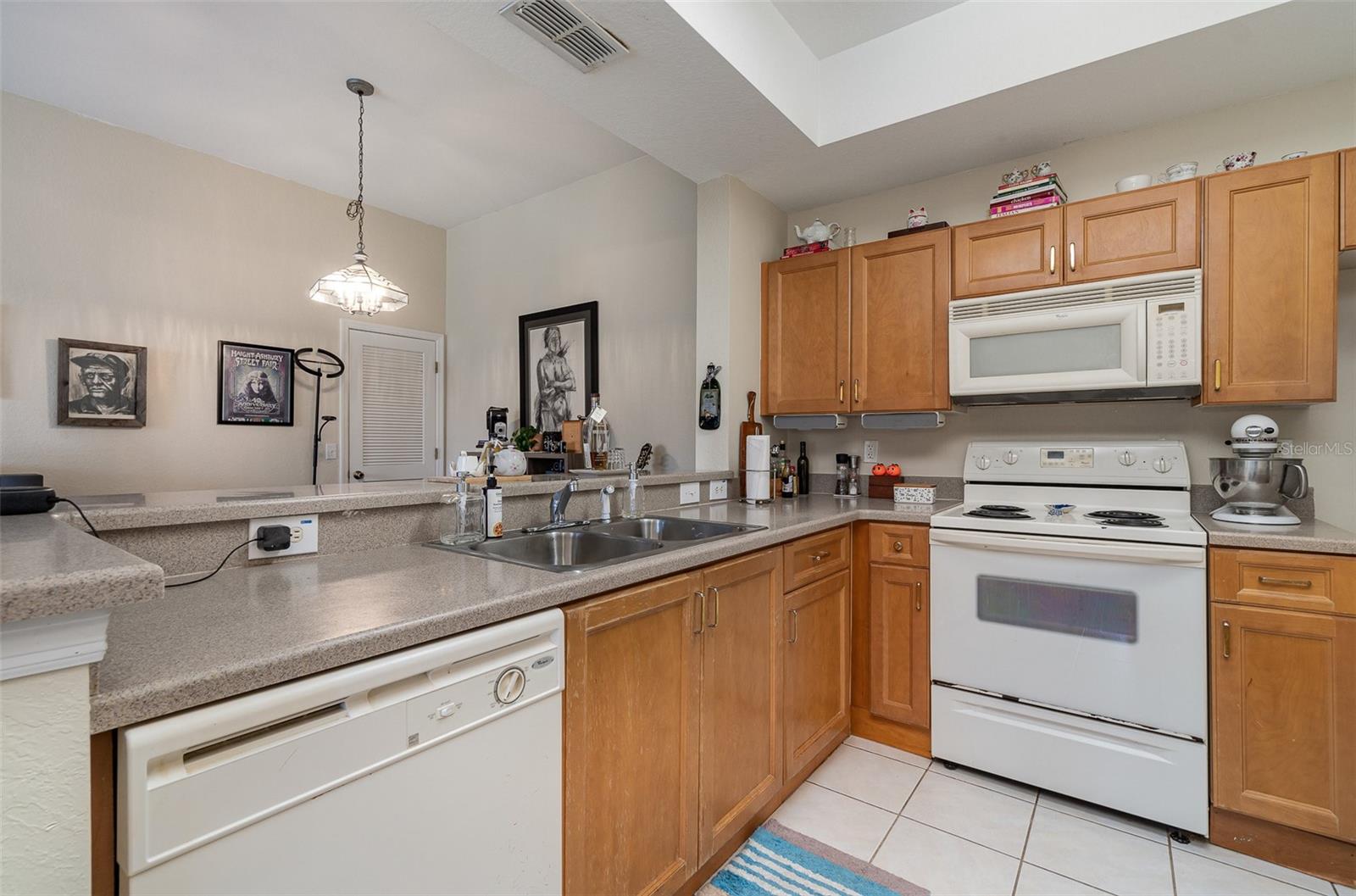 Image 2 of 19 For 9025 Colby Drive 2120