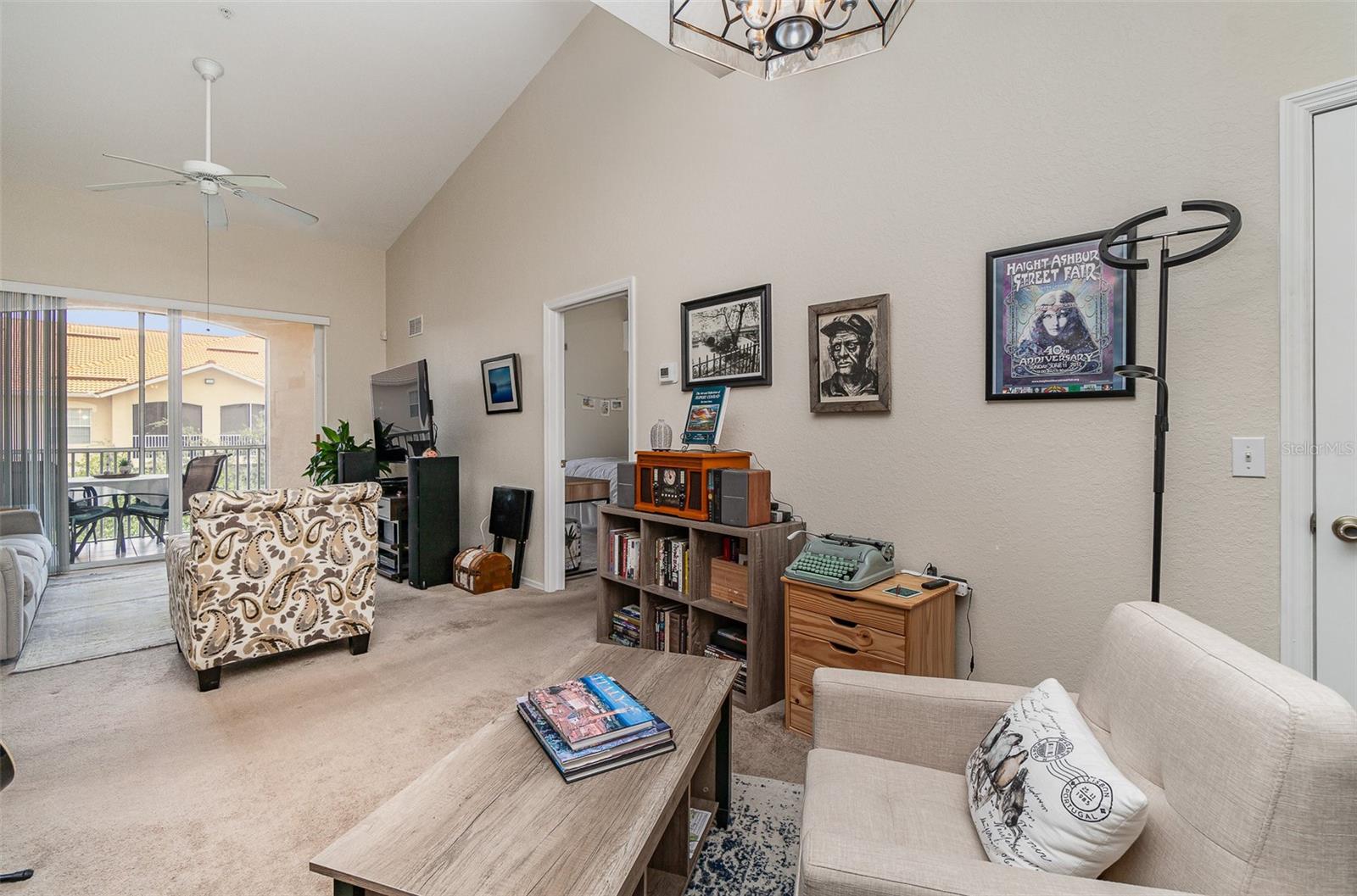 Image 6 of 19 For 9025 Colby Drive 2120