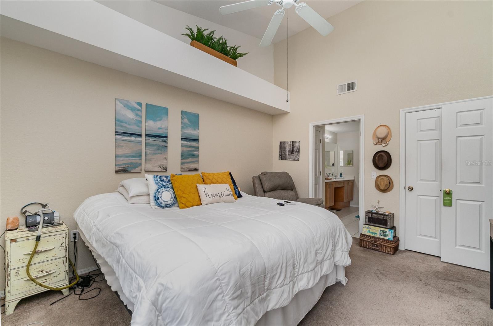 Image 8 of 19 For 9025 Colby Drive 2120