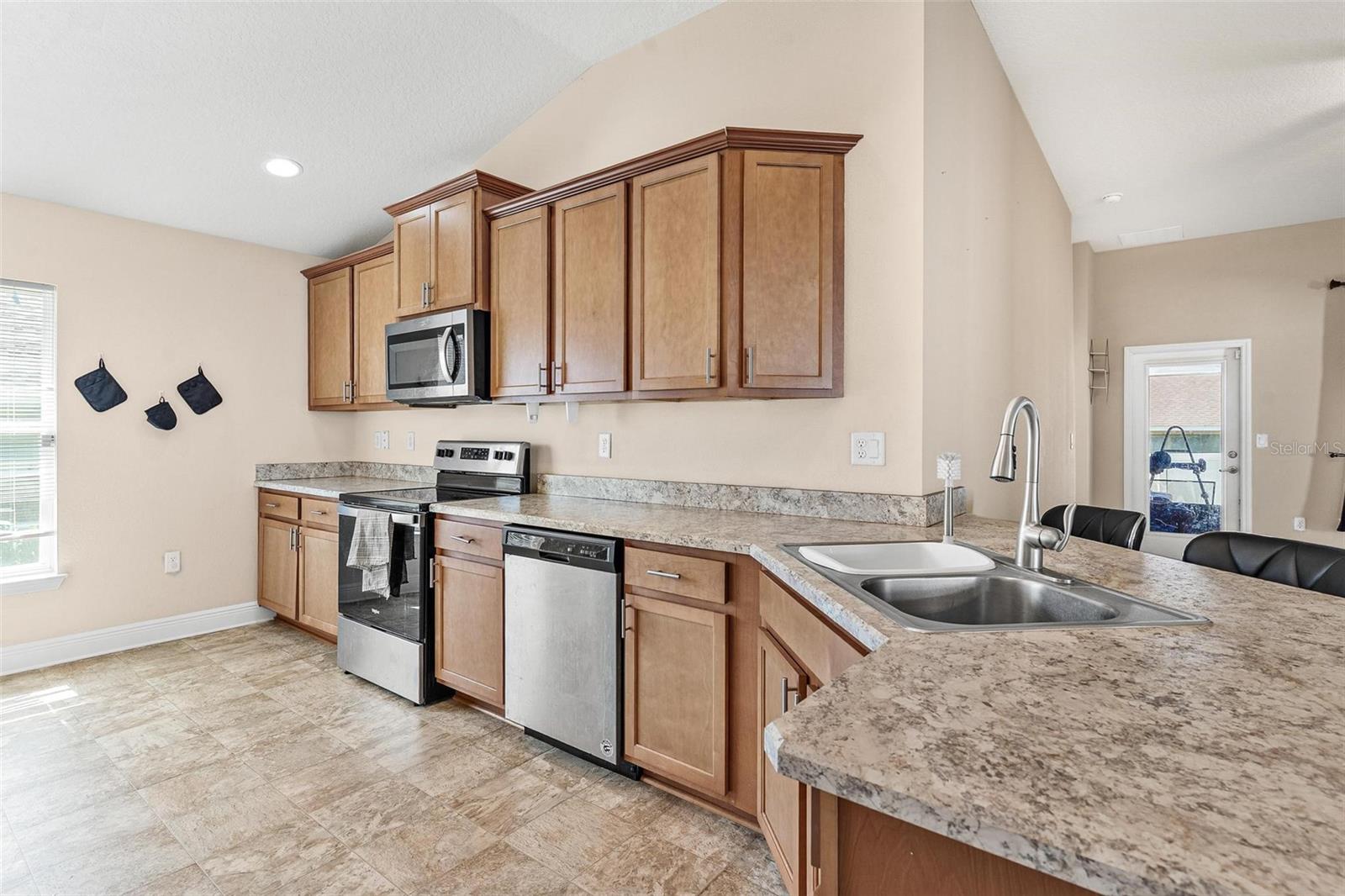 Image 13 of 42 For 7732 Sloewood Drive
